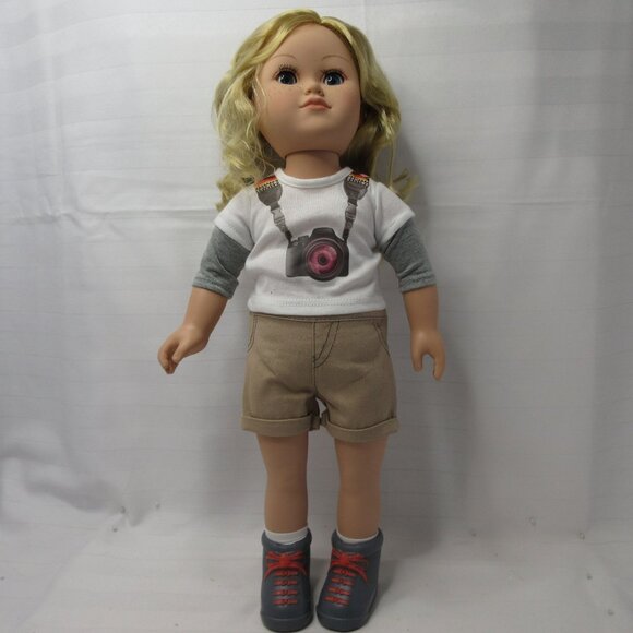 CitiToy 2013 GS126 GM15 Blond 18" Tall  Doll with Camera Shirt - Picture 2 of 6